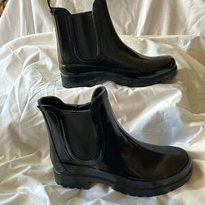 Michael by Michael Kors Black Ankle Rain Boots- Size 6  NWOB